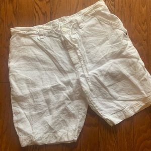 Men’s white linen shorts